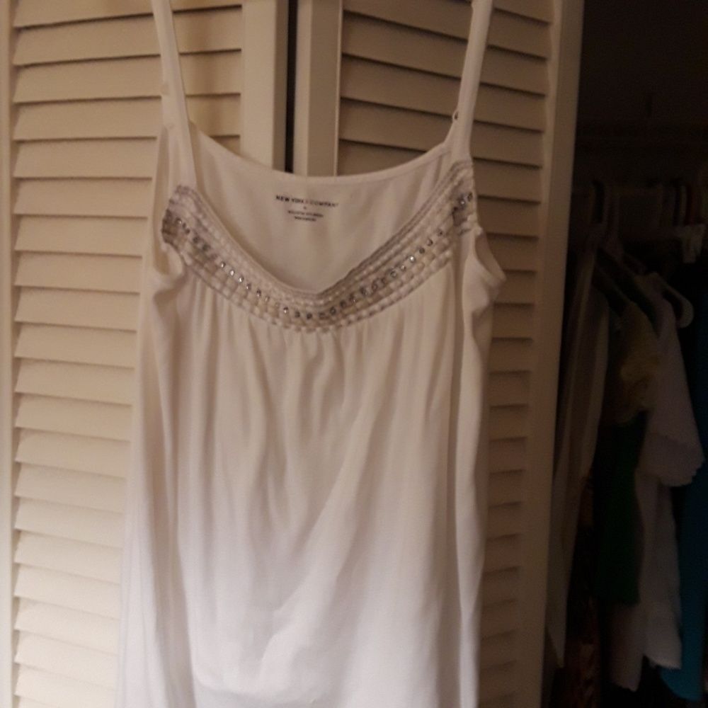 New York and Company Beaded dressy top XL